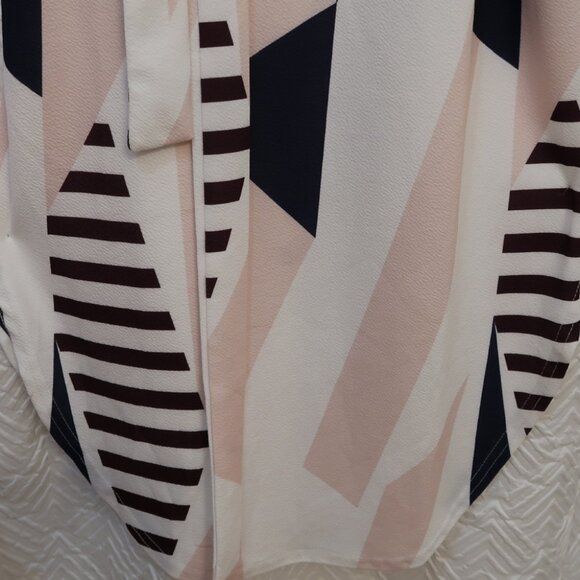 Womens Ecowish Geometric Print V-Neck Belted Summer Casual Dress - Picture 2 of 6